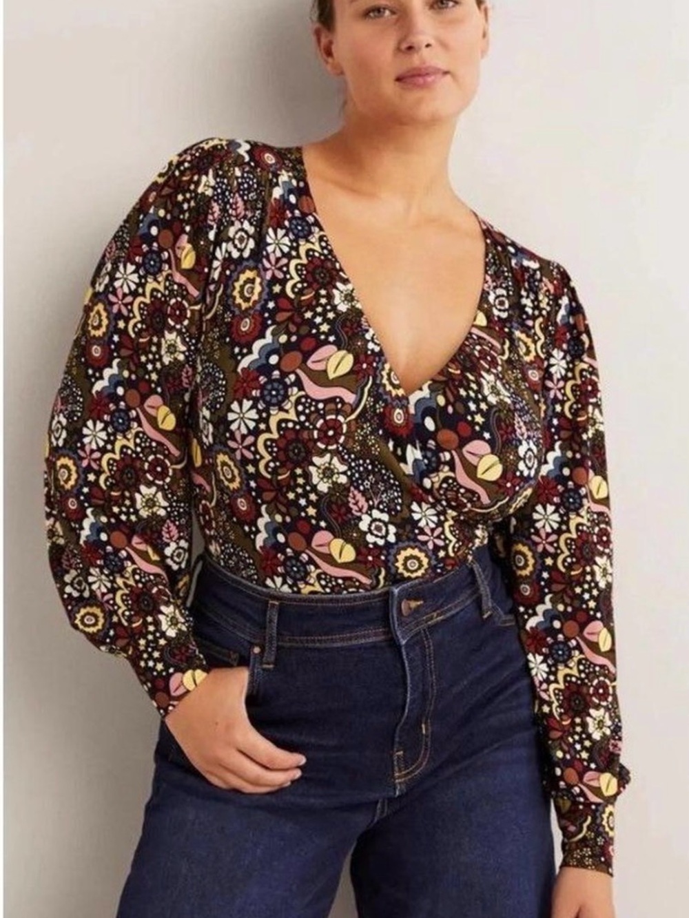 Boden floral wrap top, size 16/18